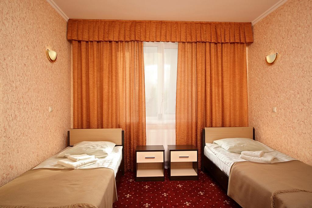 De'Lore Park Hotel Domodedovo Kotlyakovo エクステリア 写真